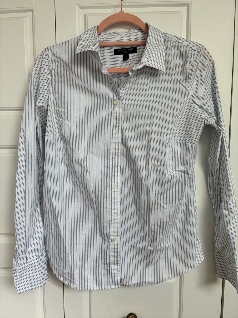 Banana Republic Riley Tailored Fit Striped Button Down Shirt | Size 6